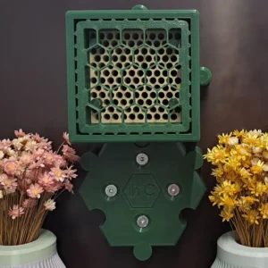 Bienenhotel 75, Farbe: dunkler Efeu